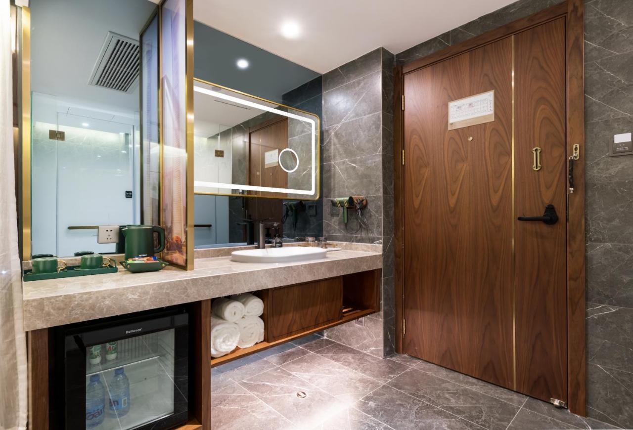 Nost Algia S Hotel Near Beijing Cbd - Cctv, China Zun, Skp And Sanlitun, Tian'Anmen Square, Forbidden City, Free Daily Necessities, Free Night Snack, Free Laundry, English Communication Well, Free Travel Advice , Free Gymnastic, Exterior photo